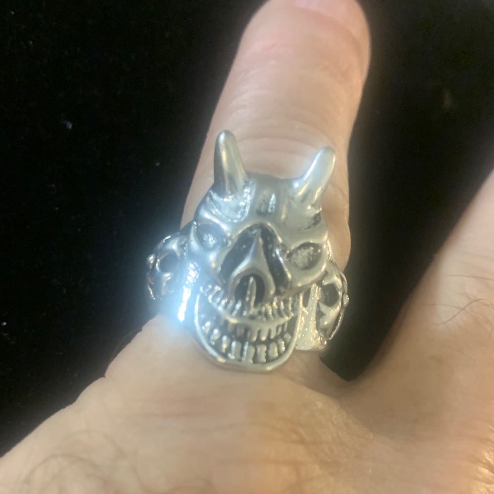 Silver Skull Ring